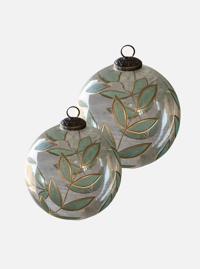 Laurel Ornament