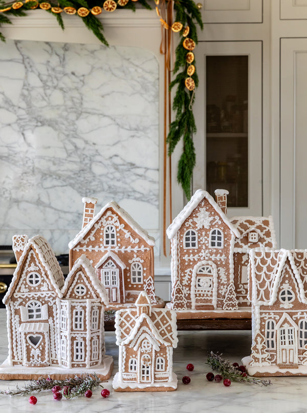 Lighted Gingerbread House No. 1