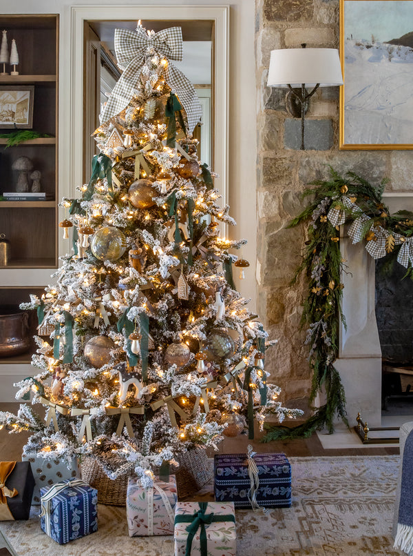 Faux 7.5' Pre-Lit Flocked Pine Tree